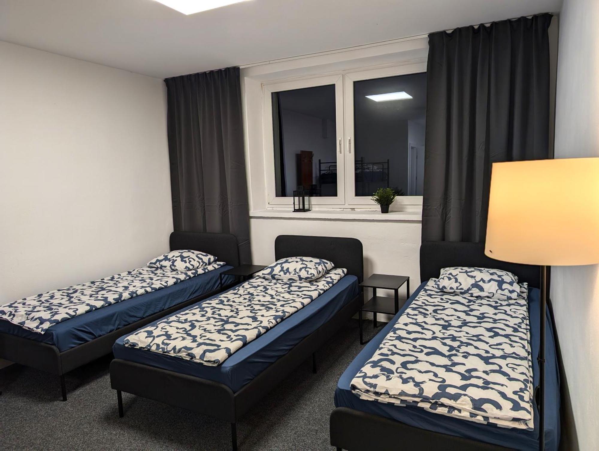 Hostel Baraczek Lotnisko Leszno Lešno Exteriér fotografie